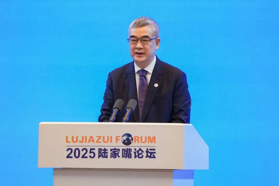 外汇交易论坛_人民币汇率双向波动弹性增强_国家外汇局宏观政策